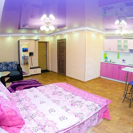 Apartlux On Slavskogo 26 View River Öskemen Bagian luar foto