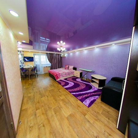 Apartlux On Slavskogo 26 View River Öskemen Bagian luar foto